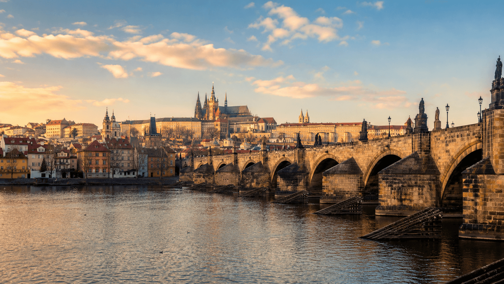 Uitzicht op Praag, bestemming van deze treinroute