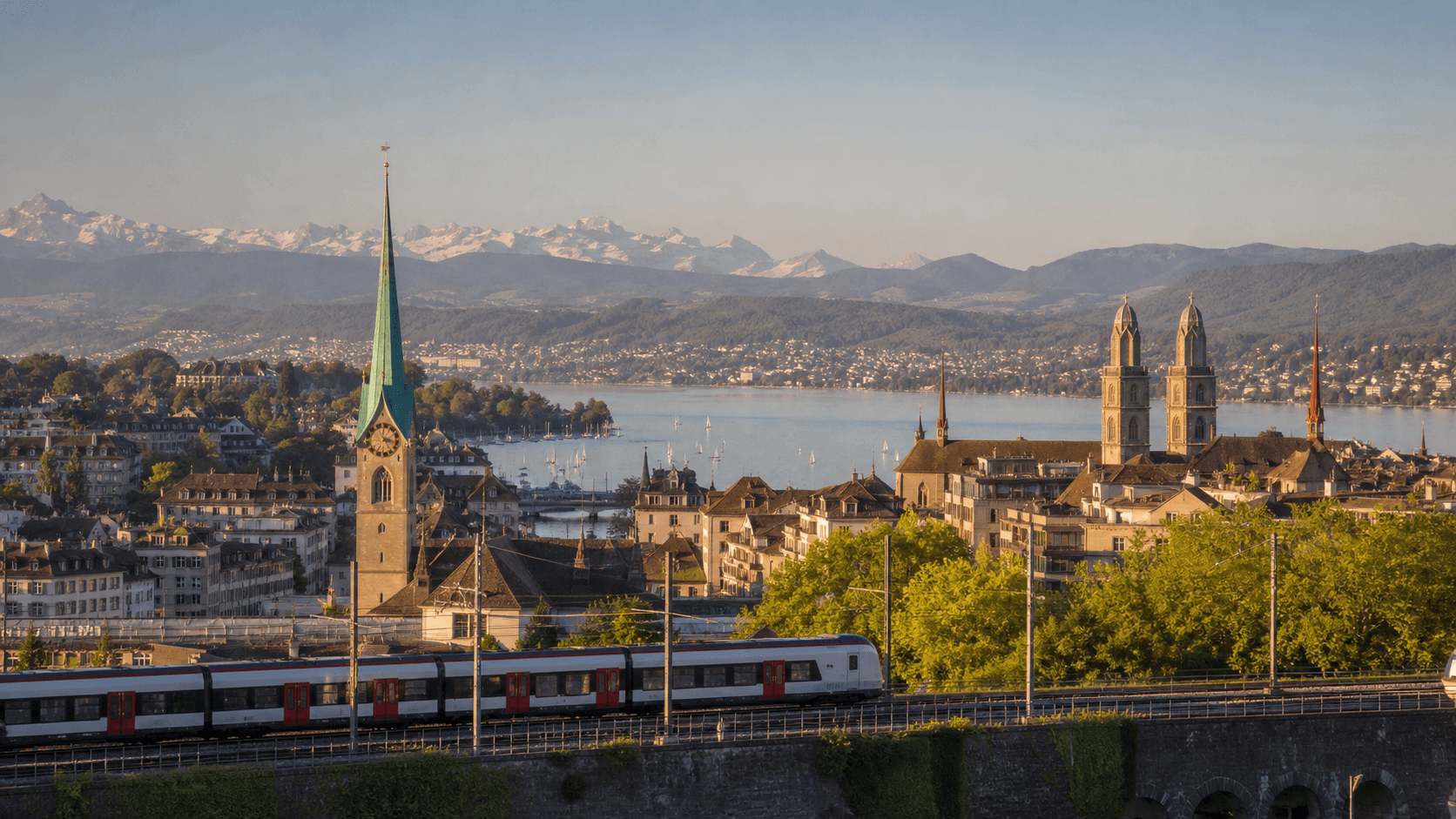 Uitzicht op Zürich, bestemming van deze treinroute